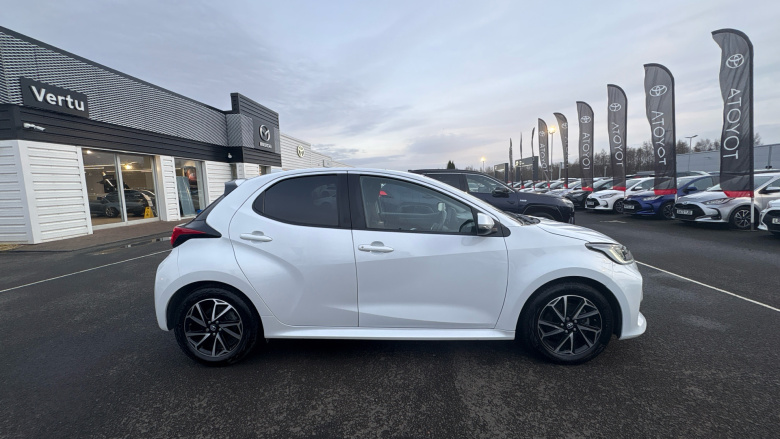 Toyota Yaris 1.5 Hybrid Design 5dr CVT Hybrid Hatchback